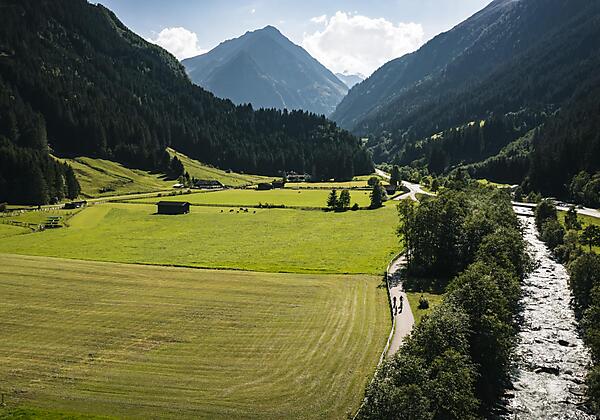 TVBStubaiTirol_MaxDraeger_Roadbiking-Radweg_2