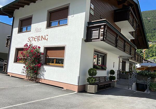 Aussenansicht Sommer