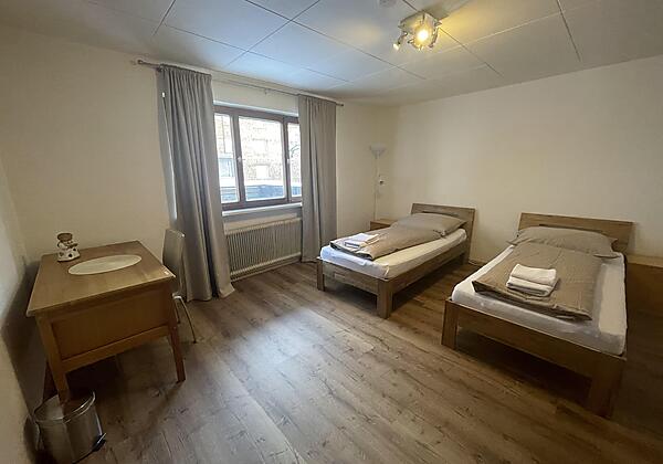 Zimmer 1 - 2 Einzelbetten