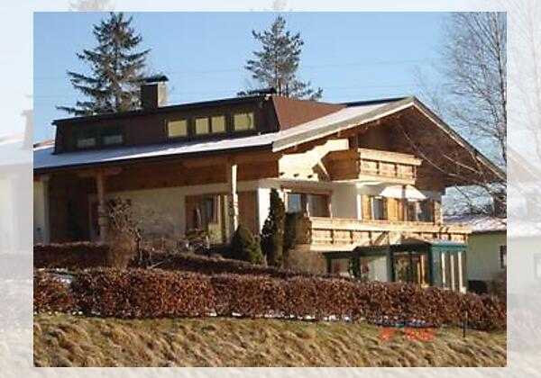 Hausansicht seitlich