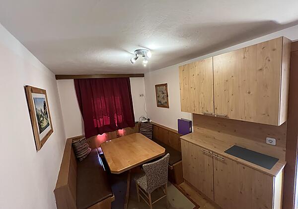 Aufenthaltsraum mit Sitzecke