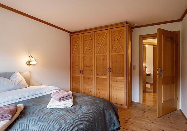 Haus_Widmoser Schlafzimmer_1