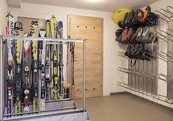 Haus-Herzblick_Skiraum_001