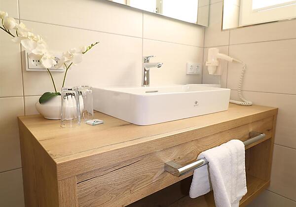 IMG_5232 BadSonnblick Balkonzimmer