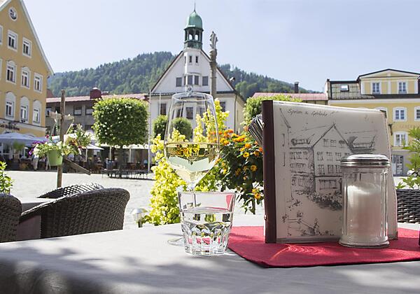 Terrasse mit Blick auf den Marienplatz