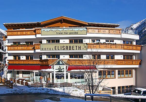 Hotel-Aussenansicht