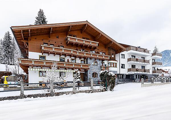 Struber_Aussen_001_pixal_WEB