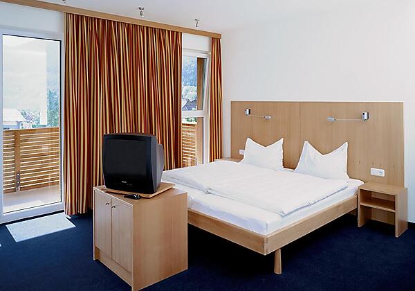 Hotel-Garni-Wallner-Hinterstoder_Gaestezimmer