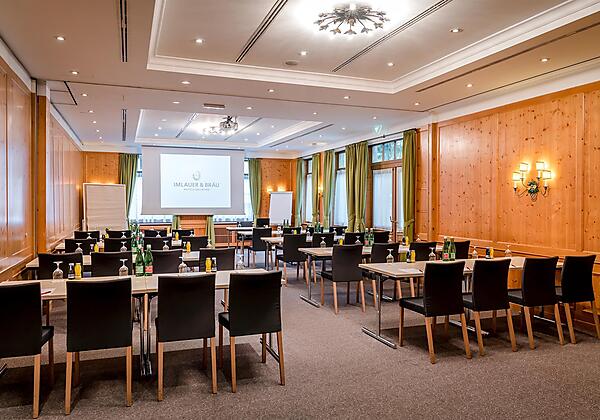 Raum Muenchen Klassenzimmer 2