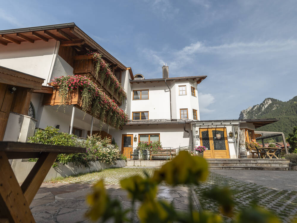 hotel-arnika-oberammergau-wandernjpg.jpg