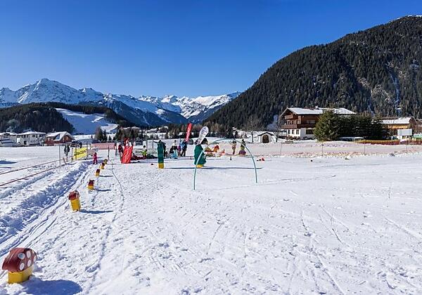 Skikindergarten-direkt vor unserer Haustüre