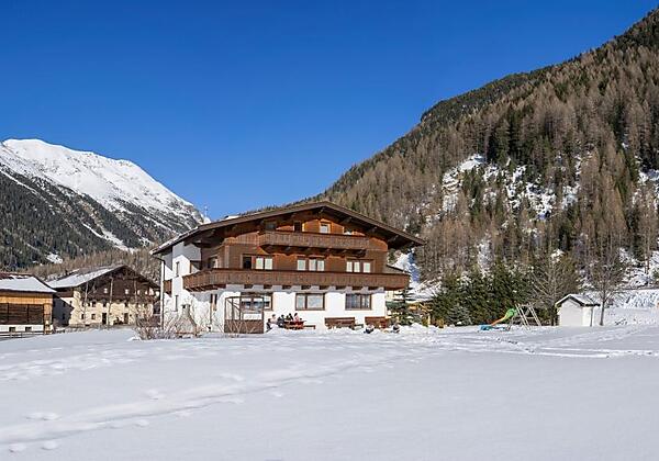 Gästehaus und Erbhof Joggls