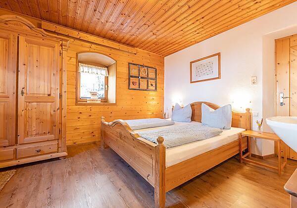 AMPFERSTEIN Schlafzimmer II