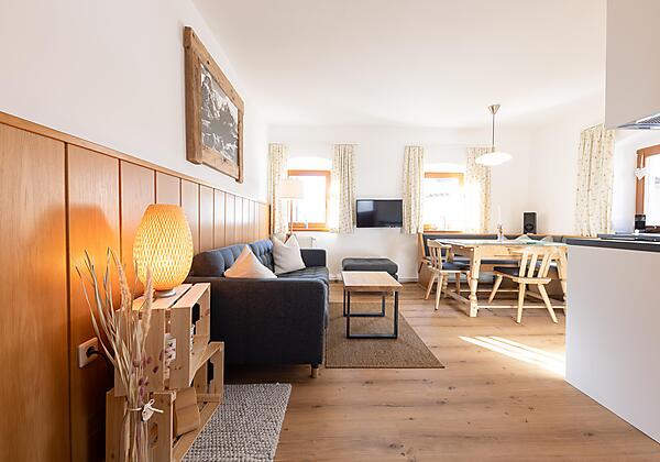 AMPFERSTEIN Wohnküche