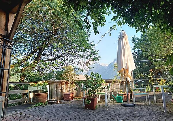 Sonnenterrasse mit Dolomitenblick