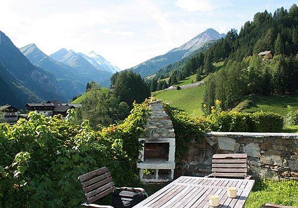Blick vom Grillplatz auf Großglockner