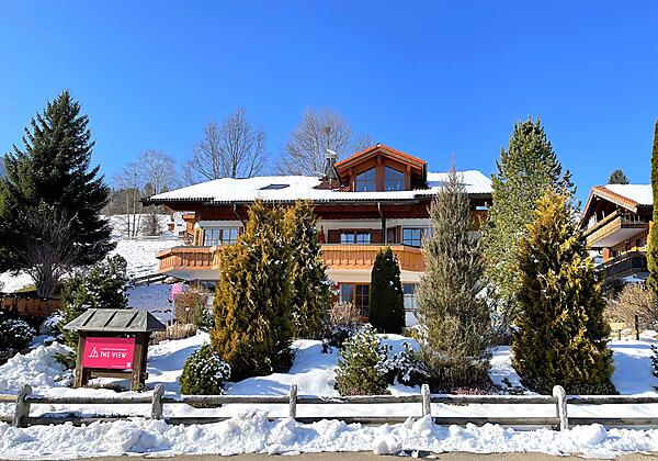 Hausansicht Winter-q1