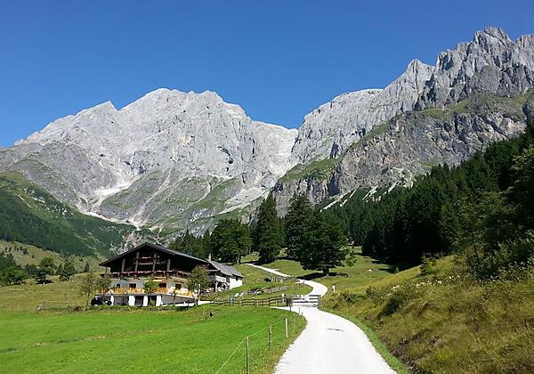 Landhaus_Rieding_im_Sommer