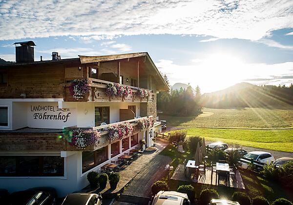 reell-kommunikationsdesign_FÖHRENHOF-Sommeraufnahm