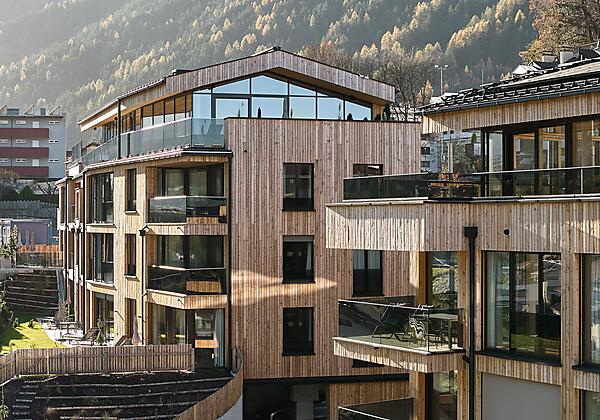 599_GJK_251107_4075_LL_Jaist