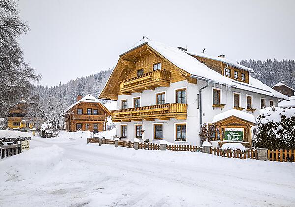 20211209_BiobauernhofTonimoertelAussenWinter_002_k