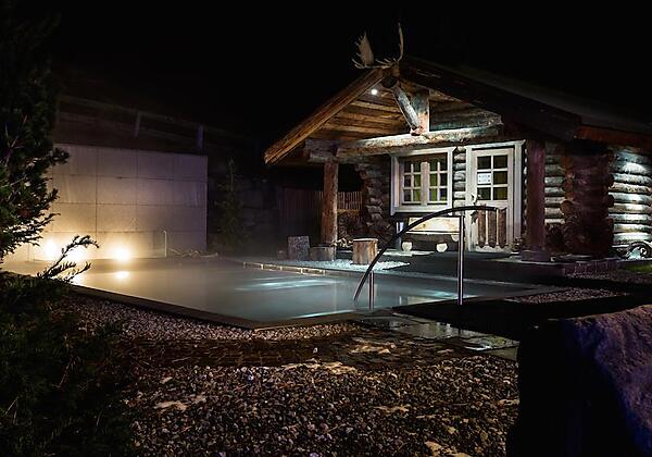 sauna-aussenpool-wellness