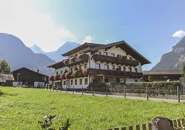 Hotel madlgut Seitenansicht