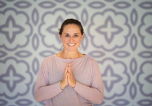 250923_Maisel_Yoga-2050-websize