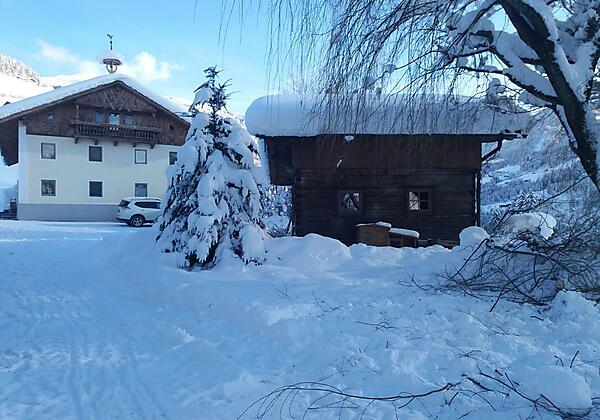 Winter Hofansicht