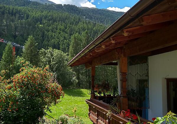 Häuschen mit Garten