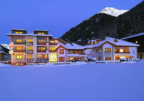 Hotel Montanara Ischgl Außenansicht