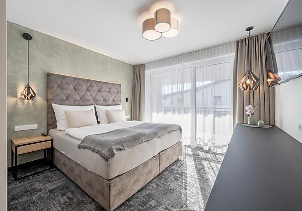 200207_110450-77_1900