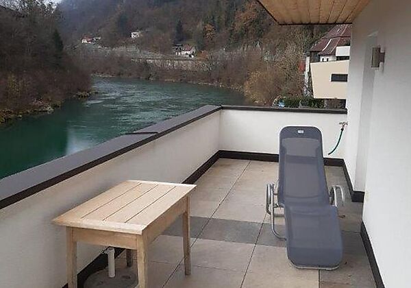 Neue Wohnung am Fluss