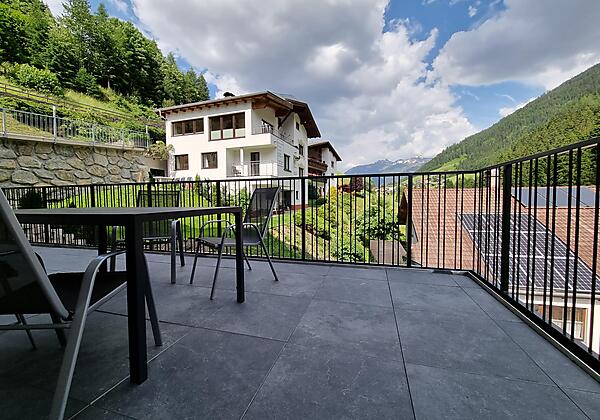 Terrasse Apartment "Dawin"