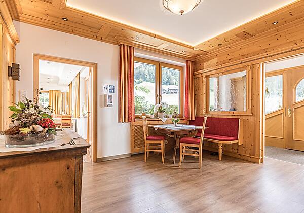 Eingangsbereich Pension Alpina