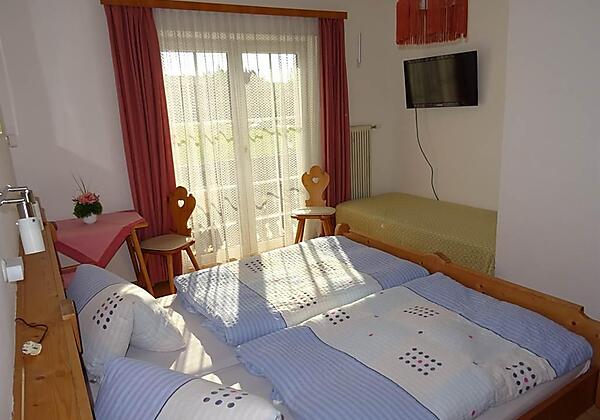 Doppelzimmer mit Sonnenschein