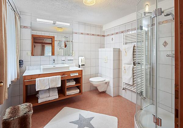 Badezimmer im Familienzimmer