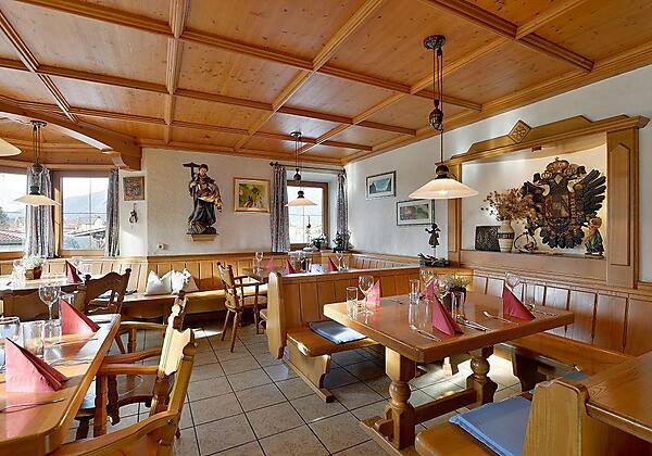 Huettwirt-Koessen-Stube2