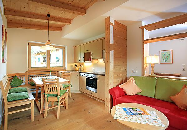 Gaestehaus-Sunnbichl-Going-Rettweg-62-Sylvia-Heube