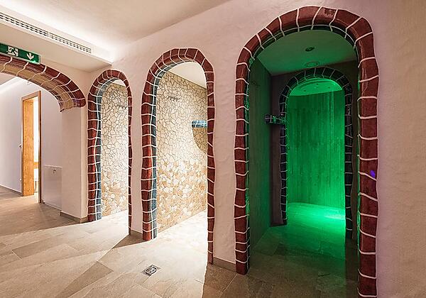 Erlebnisduschen im Wellnessbereich