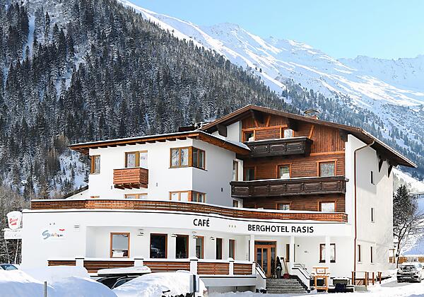 Berghotel Rasis I