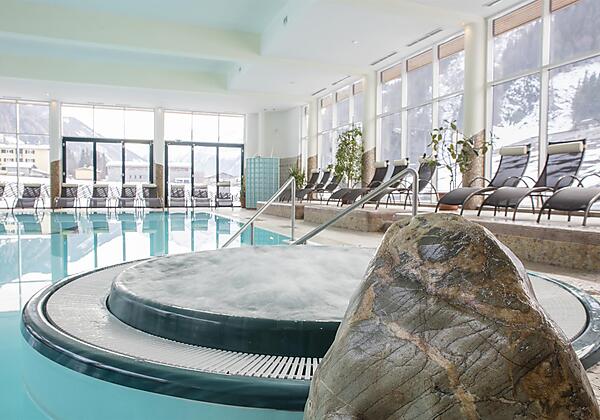 HallenbadmitWhirlpool