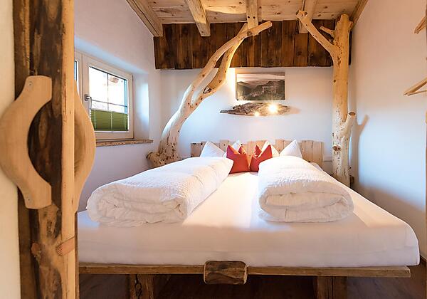Zirbenchalet_Alpbach_Schlafzimmer_Ruhe_Tirol