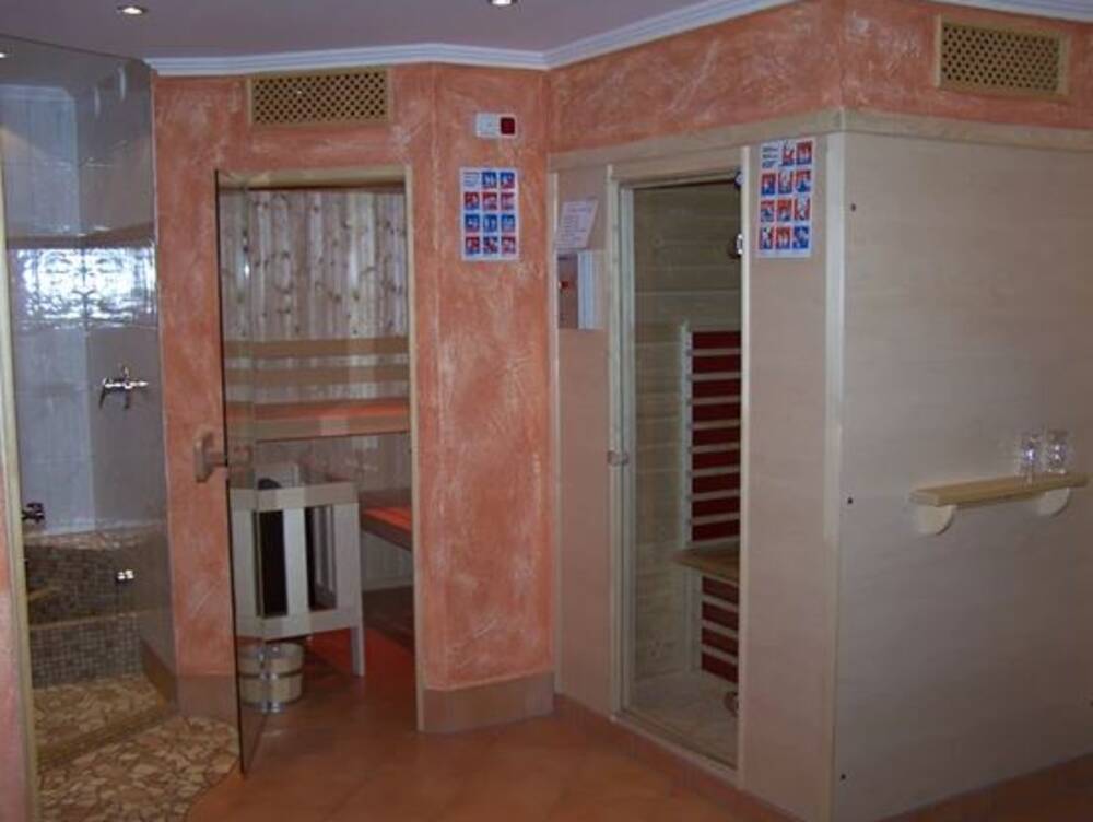Sauna und Infrarotkabine