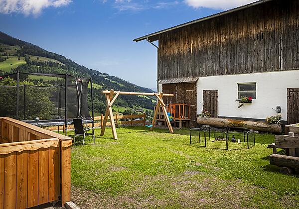 20230706_SchloeglgutAussen_053_klein