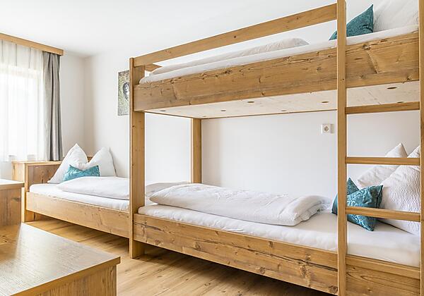 20230505_SchloeglgutInnen_034-HDR_klein