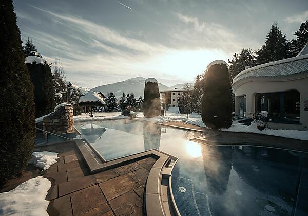 Sendlhofers_Bad Hofgastein_Pool_Aussicht_Winter