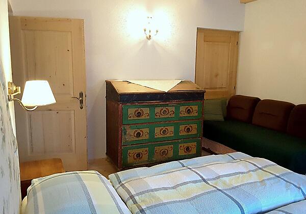 1 Zusatzbett f. 3. Person möglich