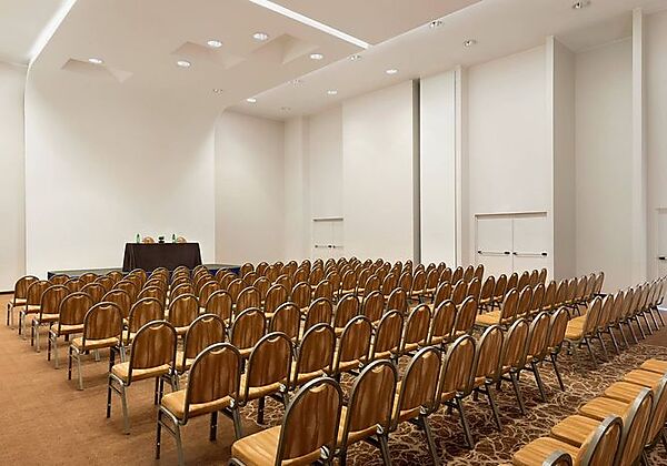 Sheraton Milan Malpensa Airport Hotel and Conference Centre