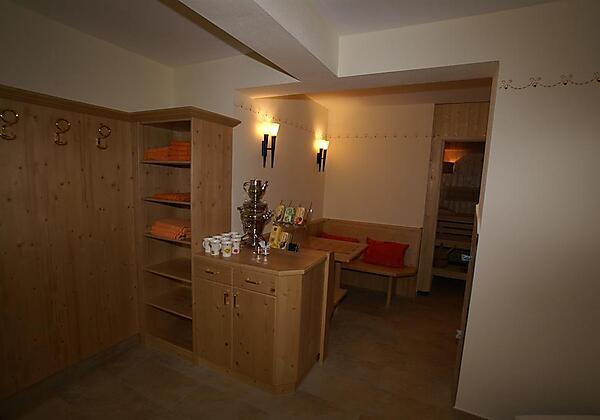 Saunabereich mit Teebar